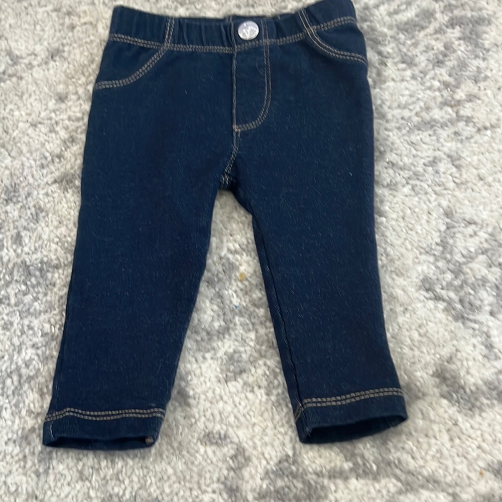 Jessica Simpson baby Jean leggings . size 3-6 months .